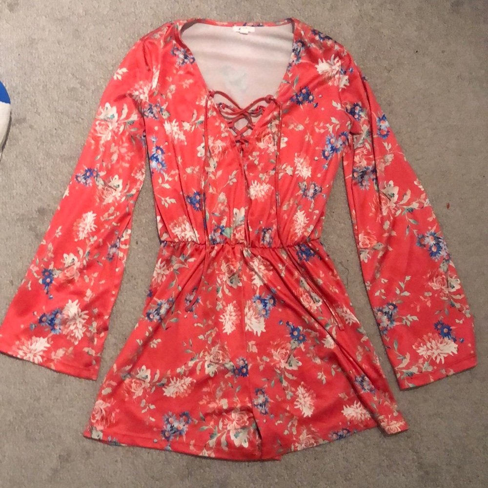 ✨LIKE NEW✨ Ardene floral romper